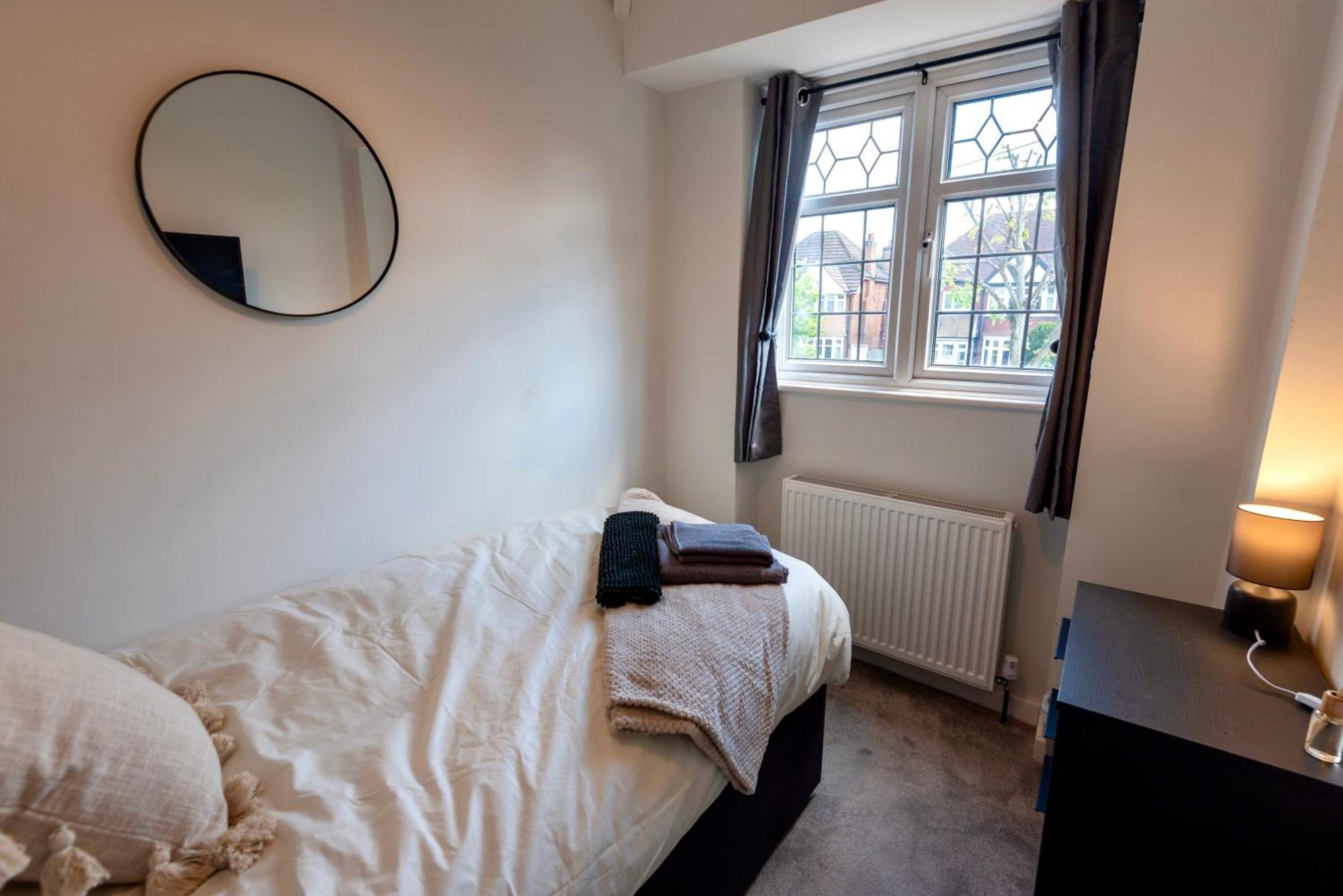 Single Room In Brand New 5 Bedroom Home BW Room 2 Solihull Zewnętrze zdjęcie