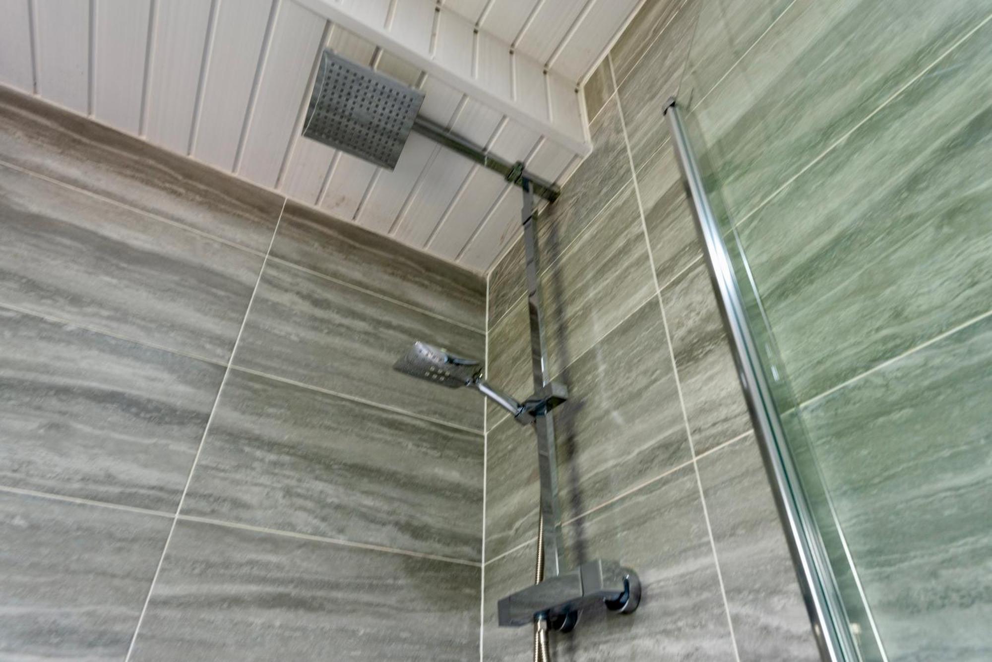 Single Room In Brand New 5 Bedroom Home BW Room 2 Solihull Zewnętrze zdjęcie